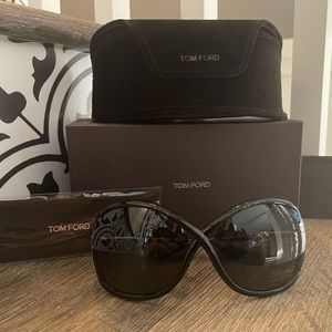 TOM FORD WHITNEY TF 9 199 BLACK SUNGLASSES